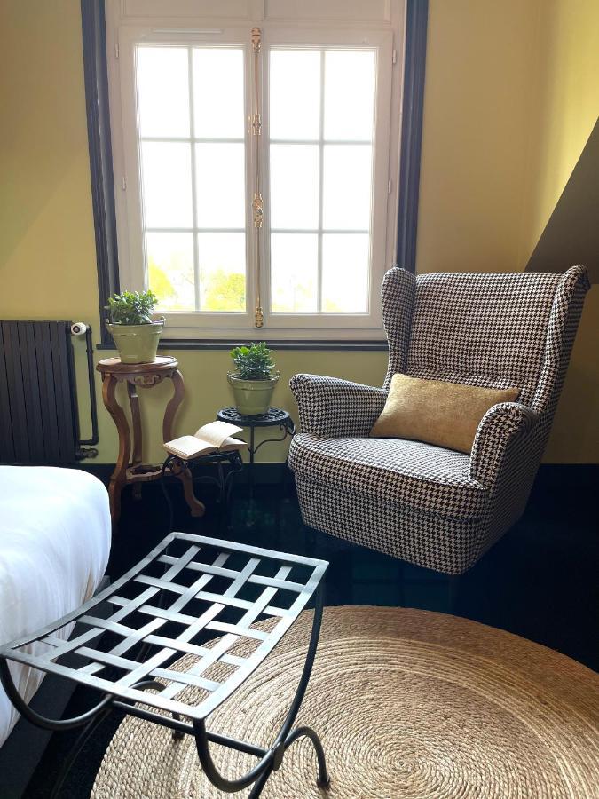 Le Clos Marguerite Parking Prive อีปอร์ ภายนอก รูปภาพ